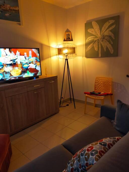 Maison Au Coeur De Saint-Gilles L'Inattendue Zewnętrze zdjęcie